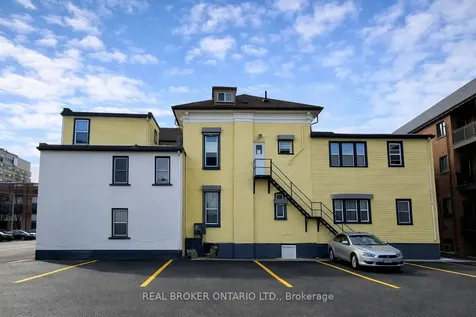 44 Weber Street W Kitchener ON N2H 3Z2