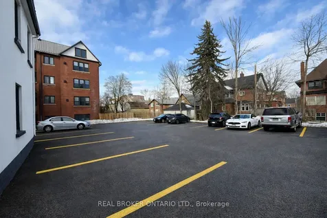 44 Weber Street W Kitchener ON N2H 3Z2