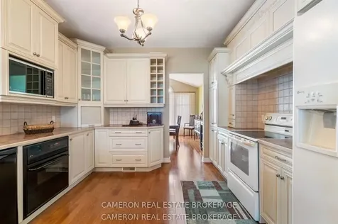 18105 Farlinger Drive South Glengarry ON K6H 5R5