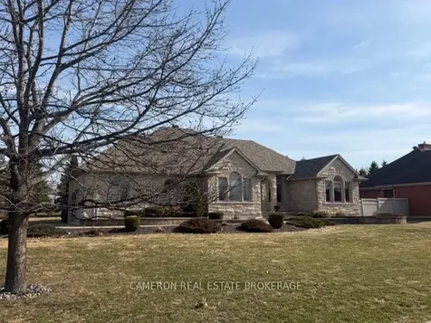 18105 Farlinger Drive South Glengarry ON K6H 5R5