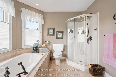 18105 Farlinger Drive South Glengarry ON K6H 5R5