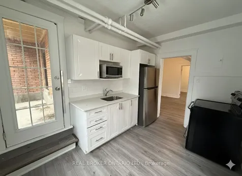 46 College Street Kitchener ON N2H 5A1