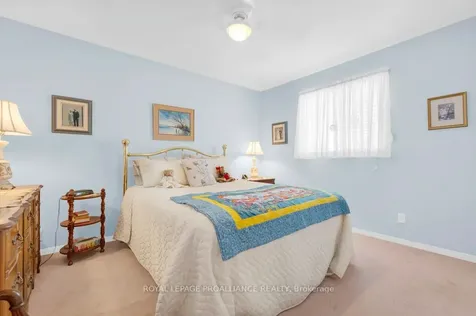 72 Gilbert Street Belleville ON K8P 3H2