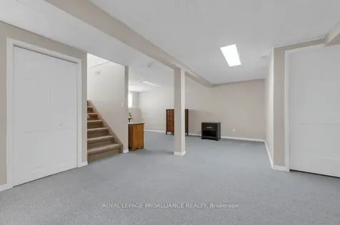 72 Gilbert Street Belleville ON K8P 3H2