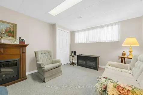 72 Gilbert Street Belleville ON K8P 3H2