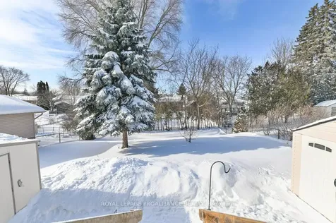 72 Gilbert Street Belleville ON K8P 3H2