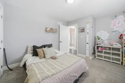 7 Bevan Drive Belleville ON K8N 0H3