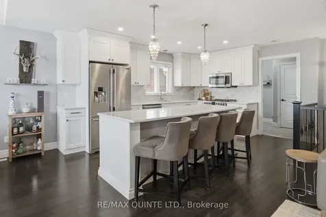 7 Bevan Drive Belleville ON K8N 0H3