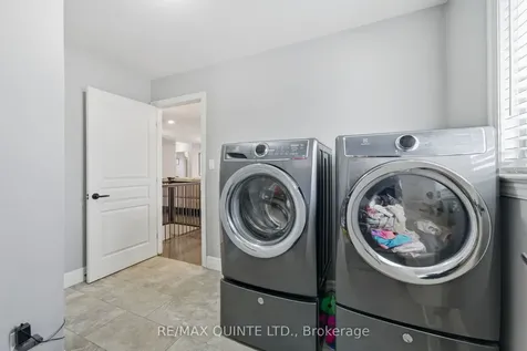 7 Bevan Drive Belleville ON K8N 0H3