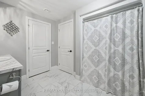 7 Bevan Drive Belleville ON K8N 0H3