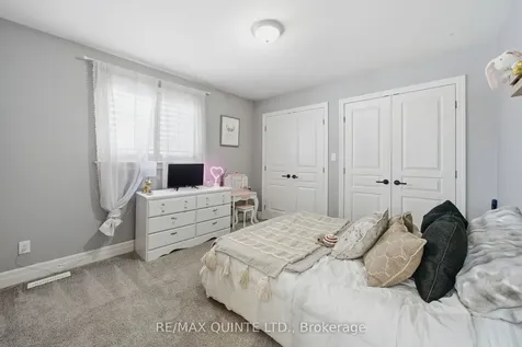 7 Bevan Drive Belleville ON K8N 0H3