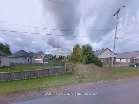 P11 St. George Street Kawartha Lakes ON K9V 1H9