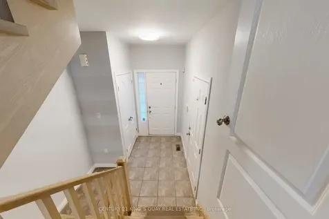 232 Stonehenge Drive Hamilton ON L9K 1R5