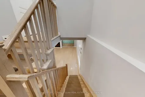 232 Stonehenge Drive Hamilton ON L9K 1R5