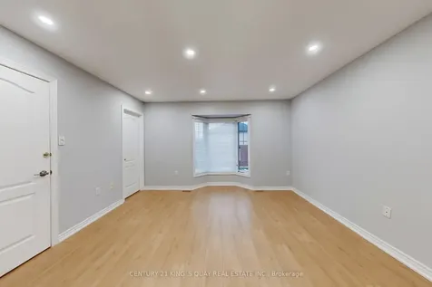 232 Stonehenge Drive Hamilton ON L9K 1R5