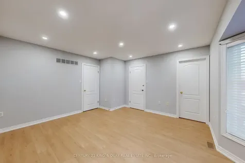 232 Stonehenge Drive Hamilton ON L9K 1R5