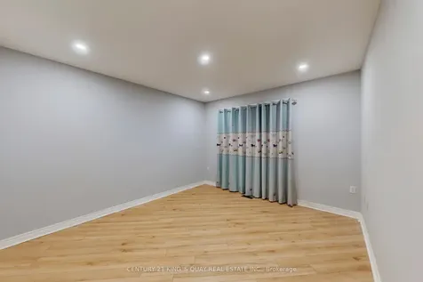 232 Stonehenge Drive Hamilton ON L9K 1R5