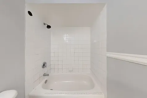 232 Stonehenge Drive Hamilton ON L9K 1R5