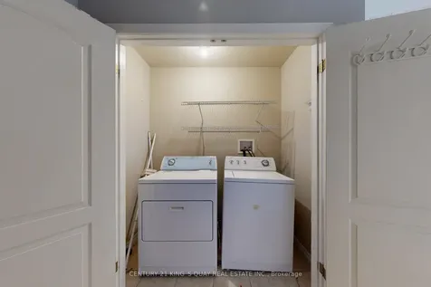 232 Stonehenge Drive Hamilton ON L9K 1R5