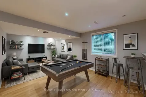 232 Stonehenge Drive Hamilton ON L9K 1R5