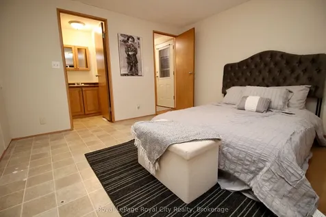 6 Olympia Avenue Puslinch ON N0B 2C0