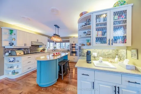 33992 Moore Court Bluewater ON N0M 2T0