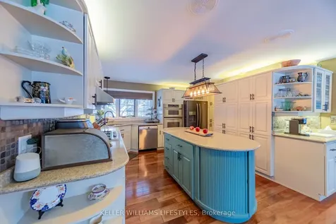 33992 Moore Court Bluewater ON N0M 2T0