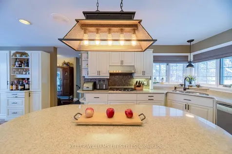 33992 Moore Court Bluewater ON N0M 2T0