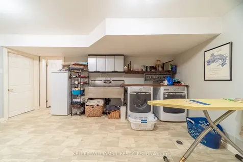 33992 Moore Court Bluewater ON N0M 2T0