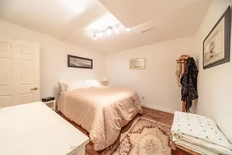 33992 Moore Court Bluewater ON N0M 2T0