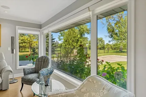112 Riverdale Drive St. Catharines ON L2R 4B9