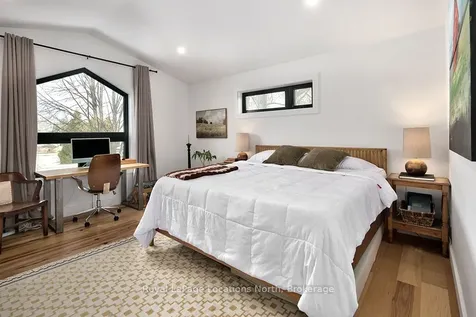 9 Shirley Court Blue Mountains ON N0H 2P0