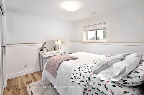 9 Shirley Court Blue Mountains ON N0H 2P0