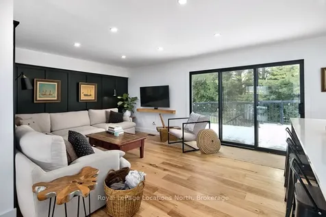 9 Shirley Court Blue Mountains ON N0H 2P0