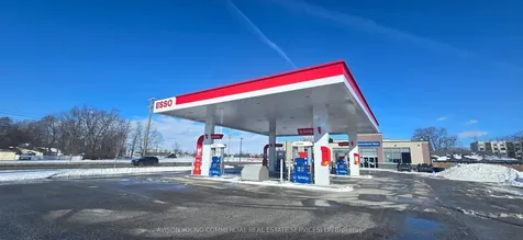 324 Grand Avenue E Chatham-kent ON N7L 5L2