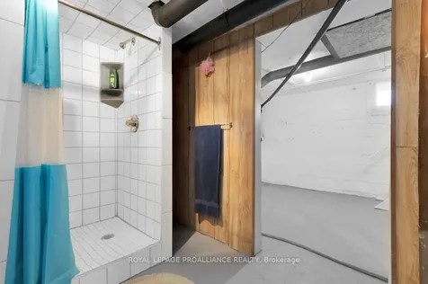 36 Jones Street Addington Highlands ON K0H 1P0