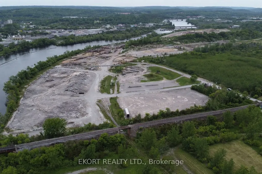 300 Marmora Street Quinte West ON K8V 2J5