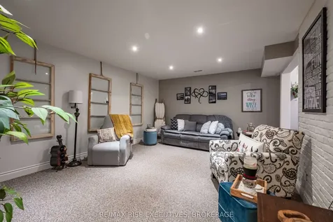 1388 Ottawa Street Kingston ON K7P 0C2