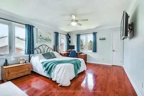 24 John Martin Crescent Hamilton ON L8B 0Z9