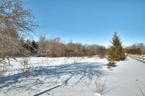 7524 Wellington County Road 51 Road Guelph/eramosa ON N1H 6J2