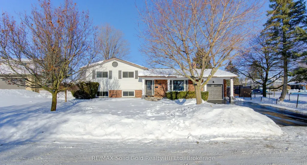 322 Daleview Place Waterloo ON N2L 5M5