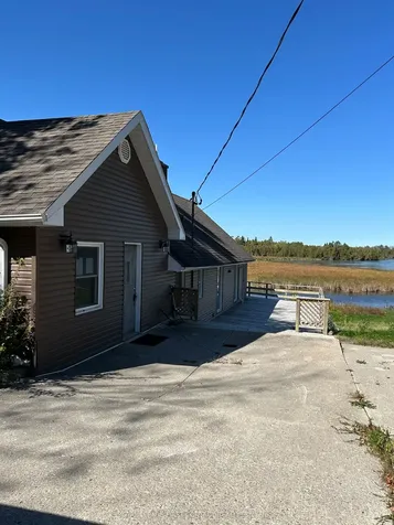 16 Leisure Lane Kawartha Lakes ON K9V 4R1