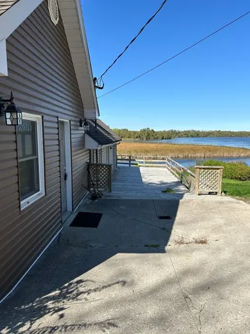 16 Leisure Lane Kawartha Lakes ON K9V 4R1