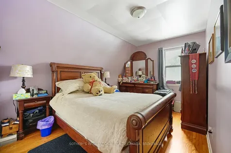 25 Murray Street Brockville ON K6V 2W5
