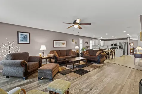 129 Wellbrook Avenue Welland ON L3C 7M8