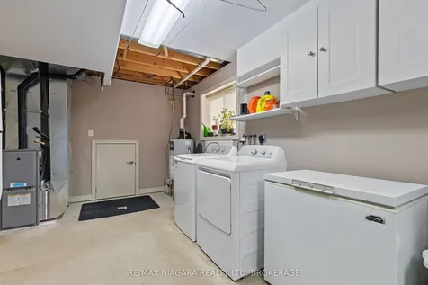 129 Wellbrook Avenue Welland ON L3C 7M8