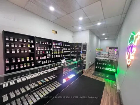 486 Grantham Avenue Avenue E St. Catharines ON L2M 6W2