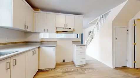 21 Elgin Street E Arnprior ON K7S 1M8