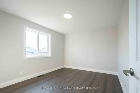 16 Clayton John Avenue Brighton ON K0K 1H0
