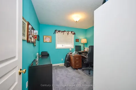 222 Dorchester Drive Grimsby ON L3M 5K8